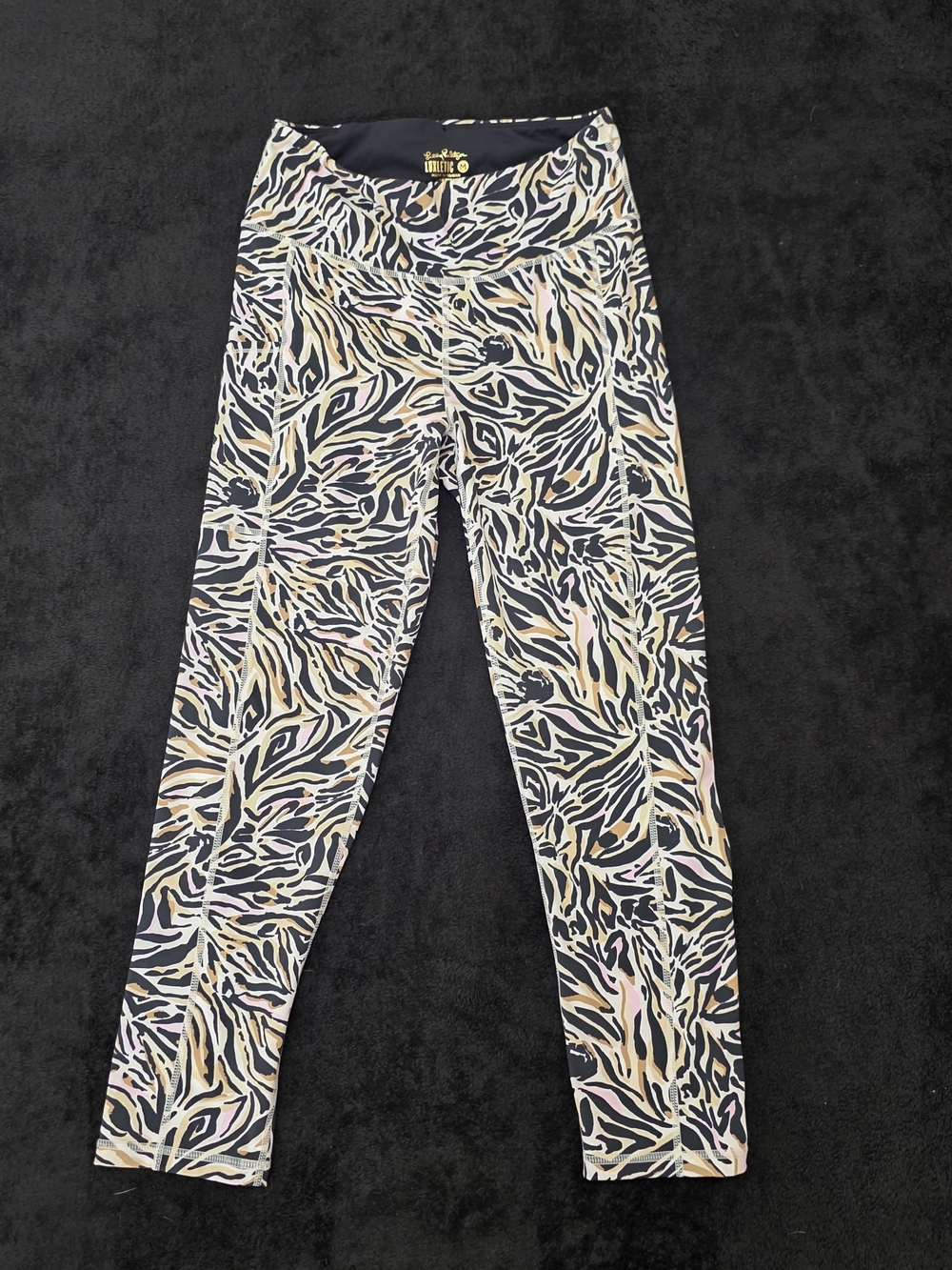 Lilly Pulitzer Luxletic Leggings In Animal Print - Picture 5 of 7